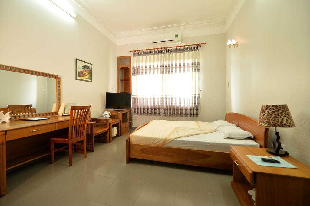 Hoa Binh 2 Hotel Long Xuyên Exterior foto
