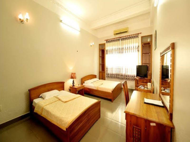 Hoa Binh 2 Hotel Long Xuyên Exterior foto