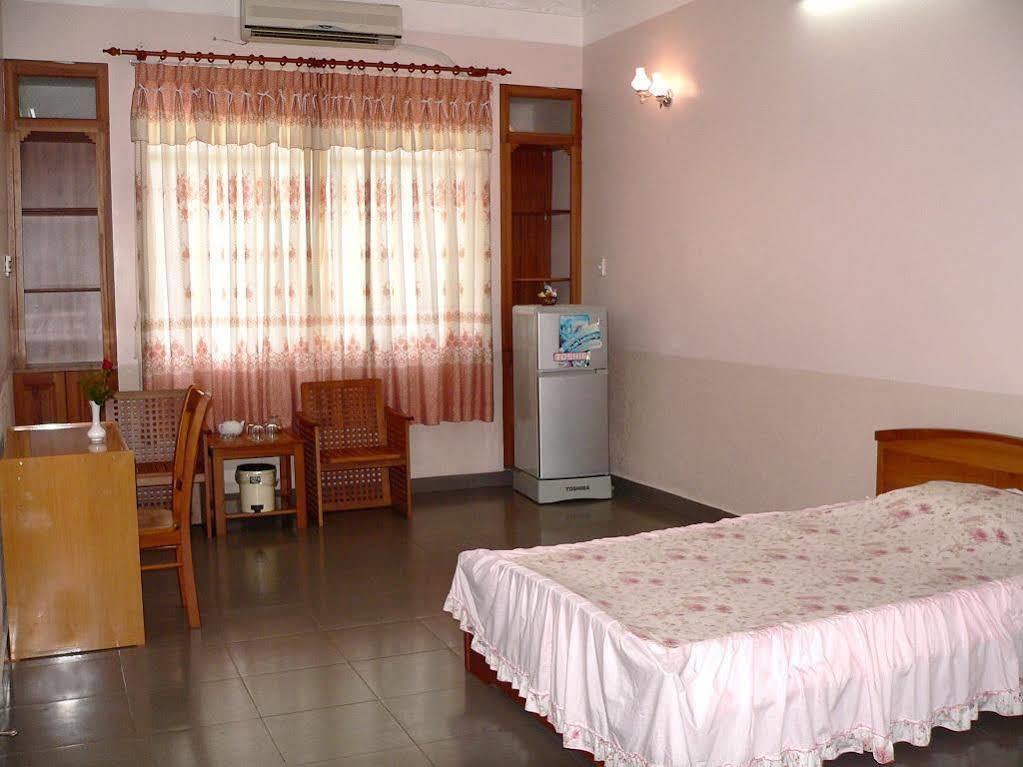 Hoa Binh 2 Hotel Long Xuyên Exterior foto
